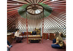 ОРЧИН ҮЕИЙН МОНГОЛЫН ЯРУУ НАЙРАГ, УРАН ЗОХИОЛ БҮТЭЭЛҮҮДЭЭС ЧЕХ ХЭЛНЭЭ ОРЧУУЛАГДАВ