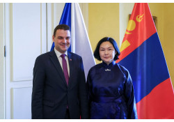 БНЧУ-ЫН ШАДАР САЙД БӨГӨӨД ГАДААД ХЭРГИЙН САЙДТАЙ УУЛЗАВ