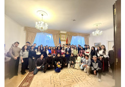 ЧЕХ УЛСАД СУРЧ БУЙ ОЮУТАН ЗАЛУУС, ХҮҮХЭД БАГАЧУУД МОНГОЛ БАХАРЛЫН ӨДРИЙГ ЁСЛОЛ ТӨГӨЛДӨР ТЭМДЭГЛЭВ